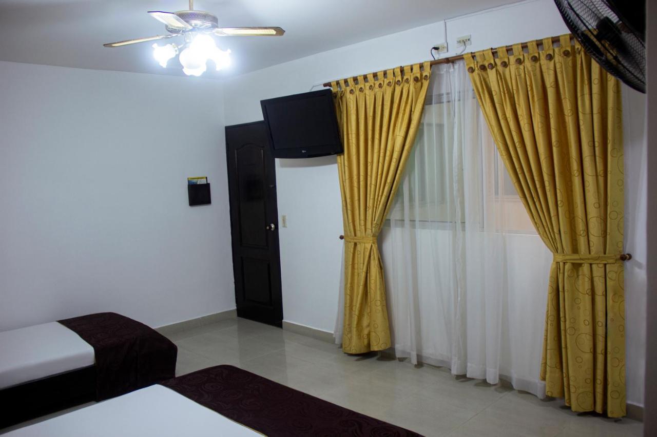 Hotel Plazuela San Ignacio Μεντεγίν Εξωτερικό φωτογραφία