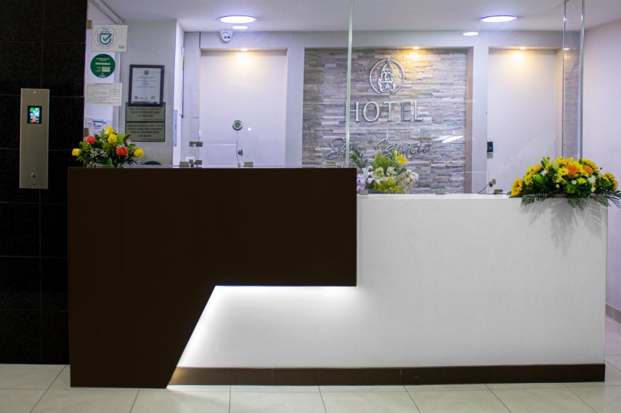 Hotel Plazuela San Ignacio Μεντεγίν Εξωτερικό φωτογραφία