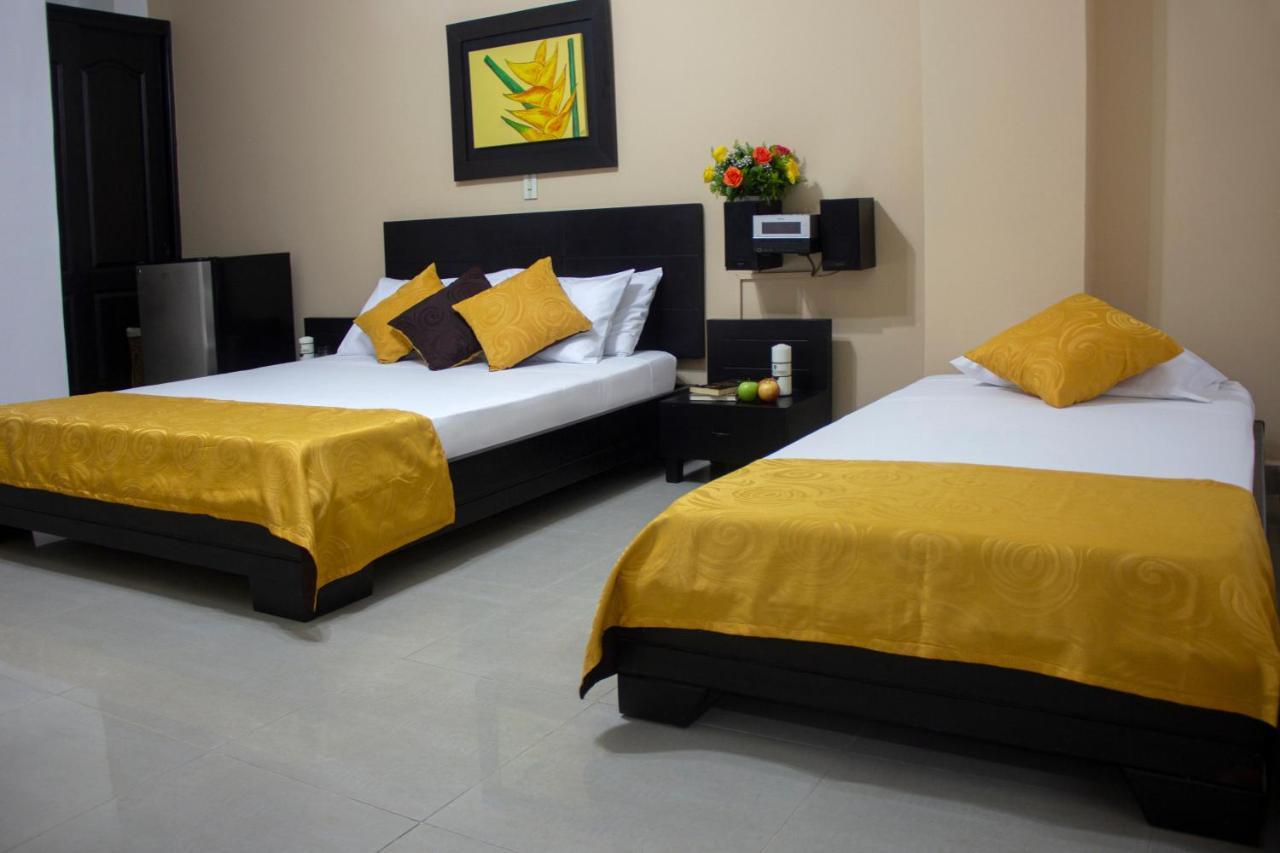 Hotel Plazuela San Ignacio Μεντεγίν Εξωτερικό φωτογραφία