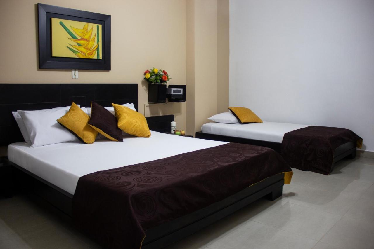 Hotel Plazuela San Ignacio Μεντεγίν Εξωτερικό φωτογραφία
