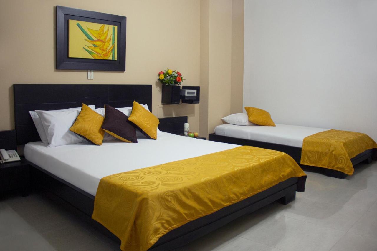 Hotel Plazuela San Ignacio Μεντεγίν Εξωτερικό φωτογραφία