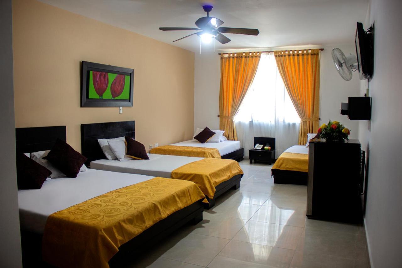 Hotel Plazuela San Ignacio Μεντεγίν Εξωτερικό φωτογραφία