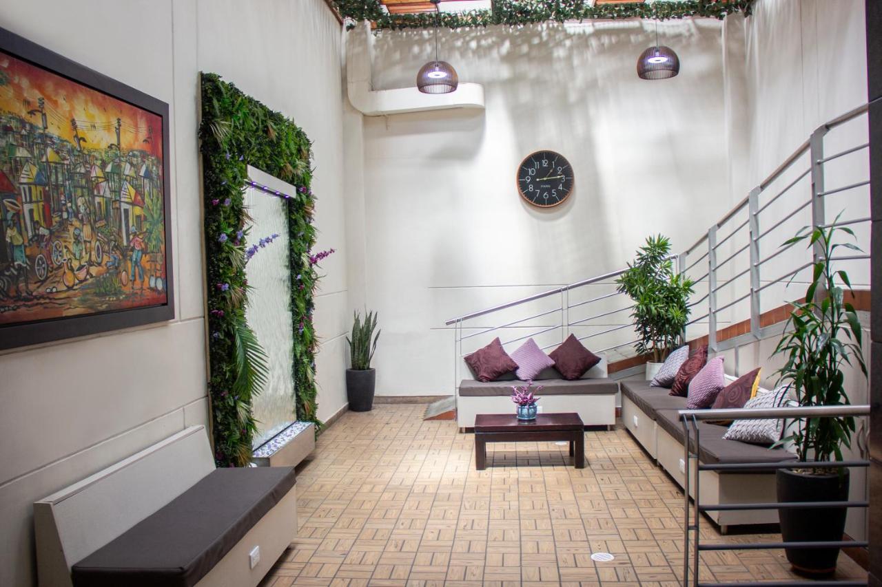 Hotel Plazuela San Ignacio Μεντεγίν Εξωτερικό φωτογραφία