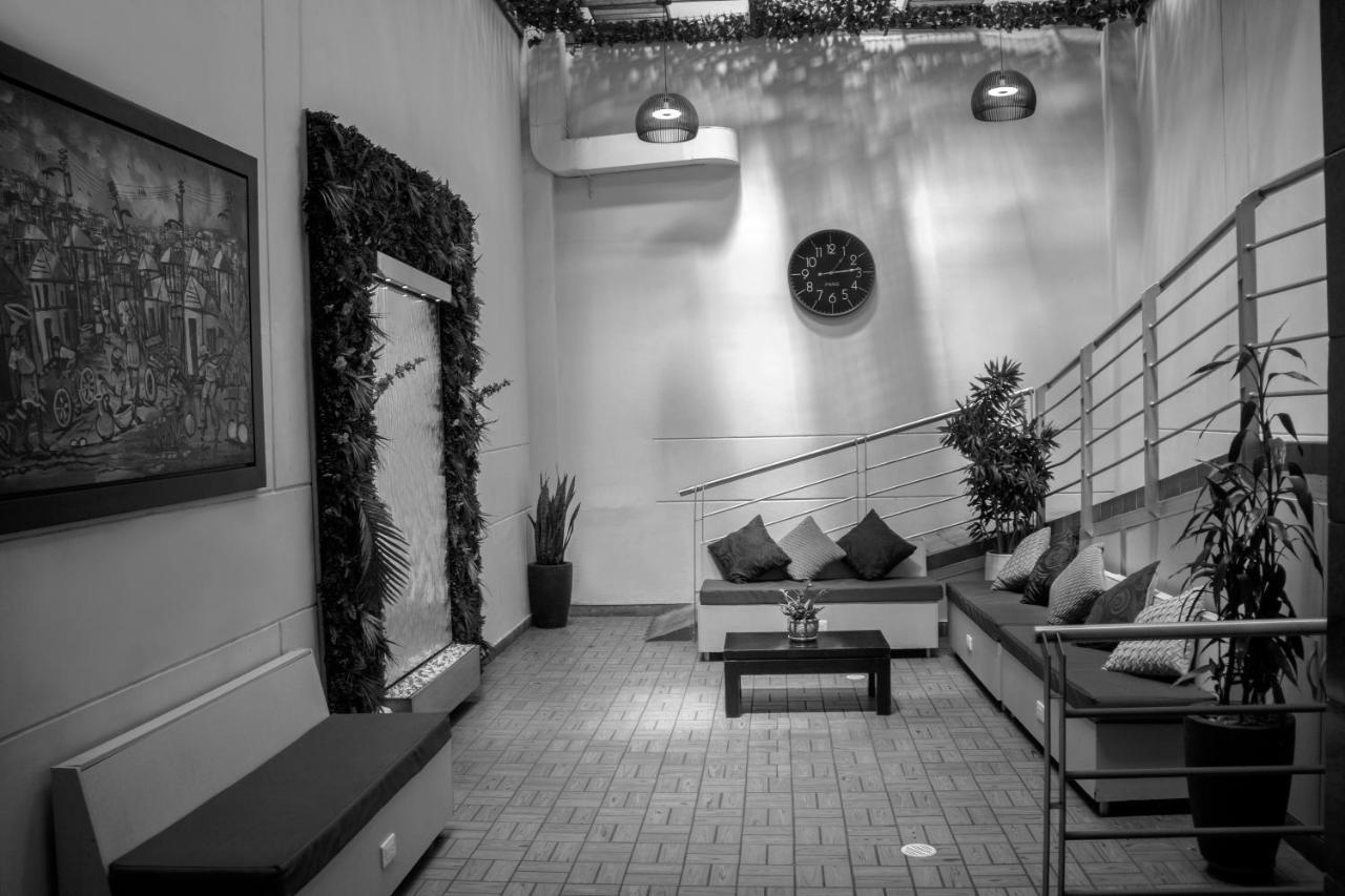 Hotel Plazuela San Ignacio Μεντεγίν Εξωτερικό φωτογραφία