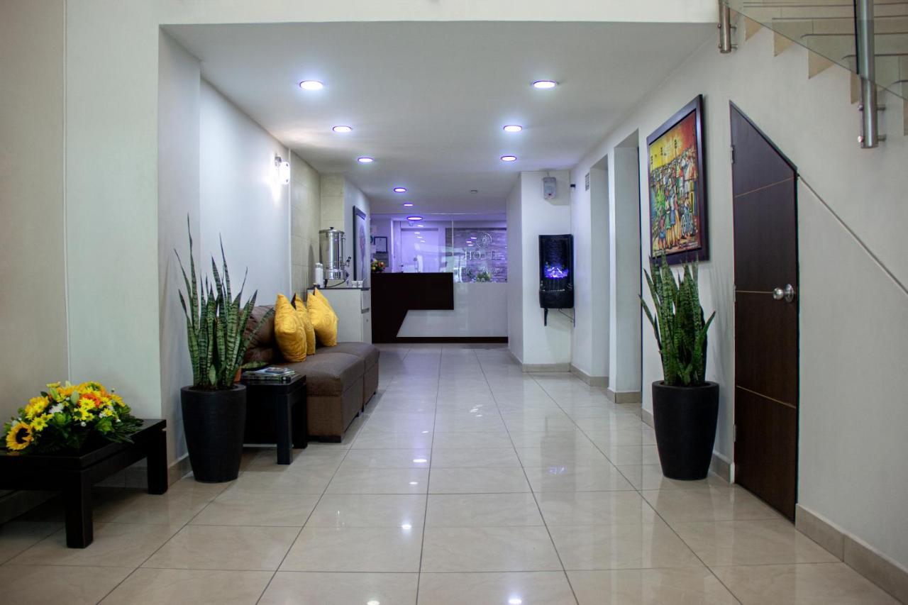 Hotel Plazuela San Ignacio Μεντεγίν Εξωτερικό φωτογραφία