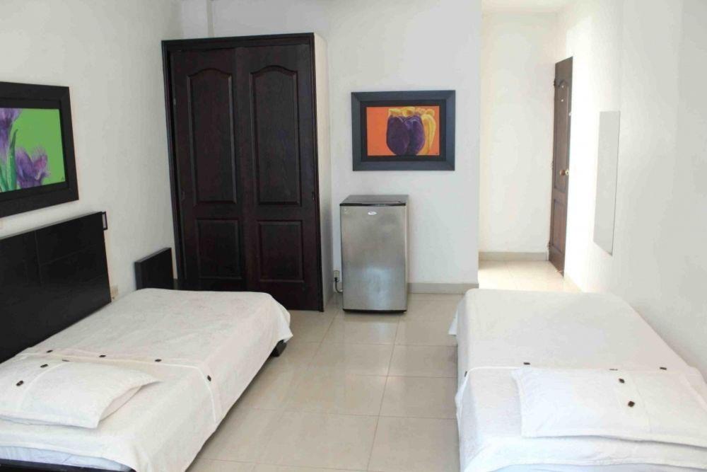 Hotel Plazuela San Ignacio Μεντεγίν Εξωτερικό φωτογραφία