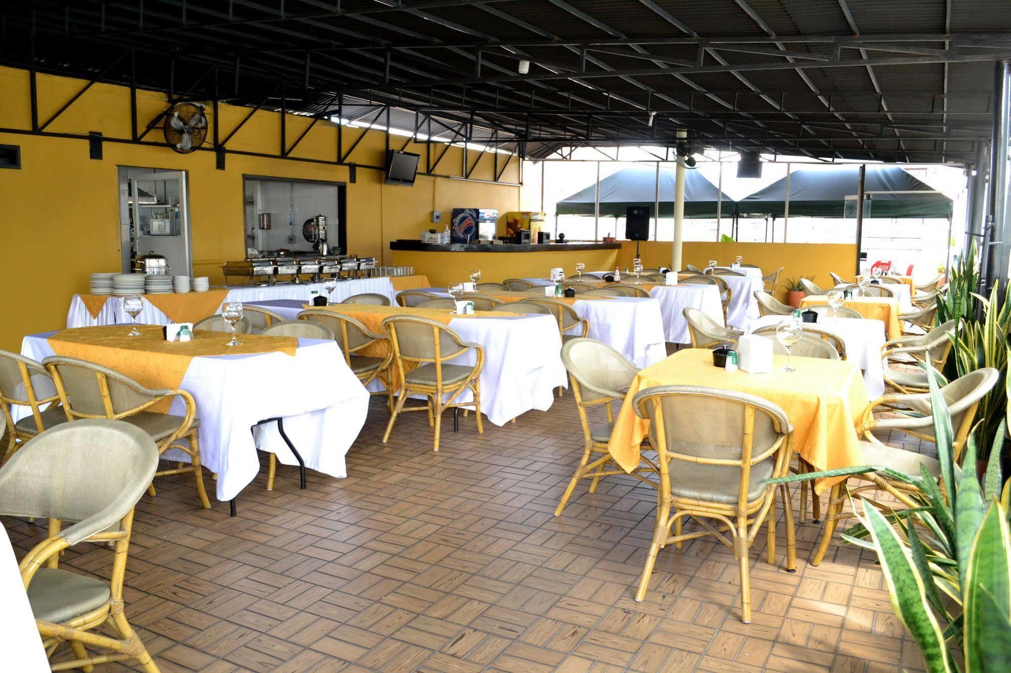 Hotel Plazuela San Ignacio Μεντεγίν Εξωτερικό φωτογραφία